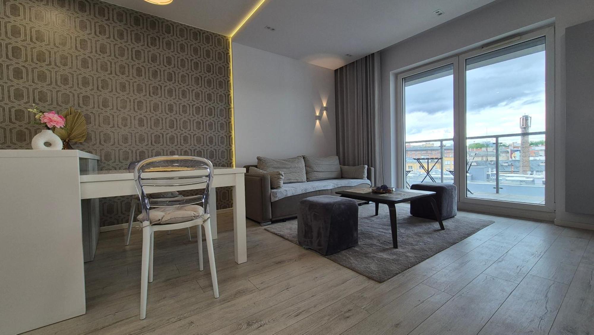 Boznicza Old Town Lux Apartment, Self Check-in 24h, Free Parking Apartamento Poznan